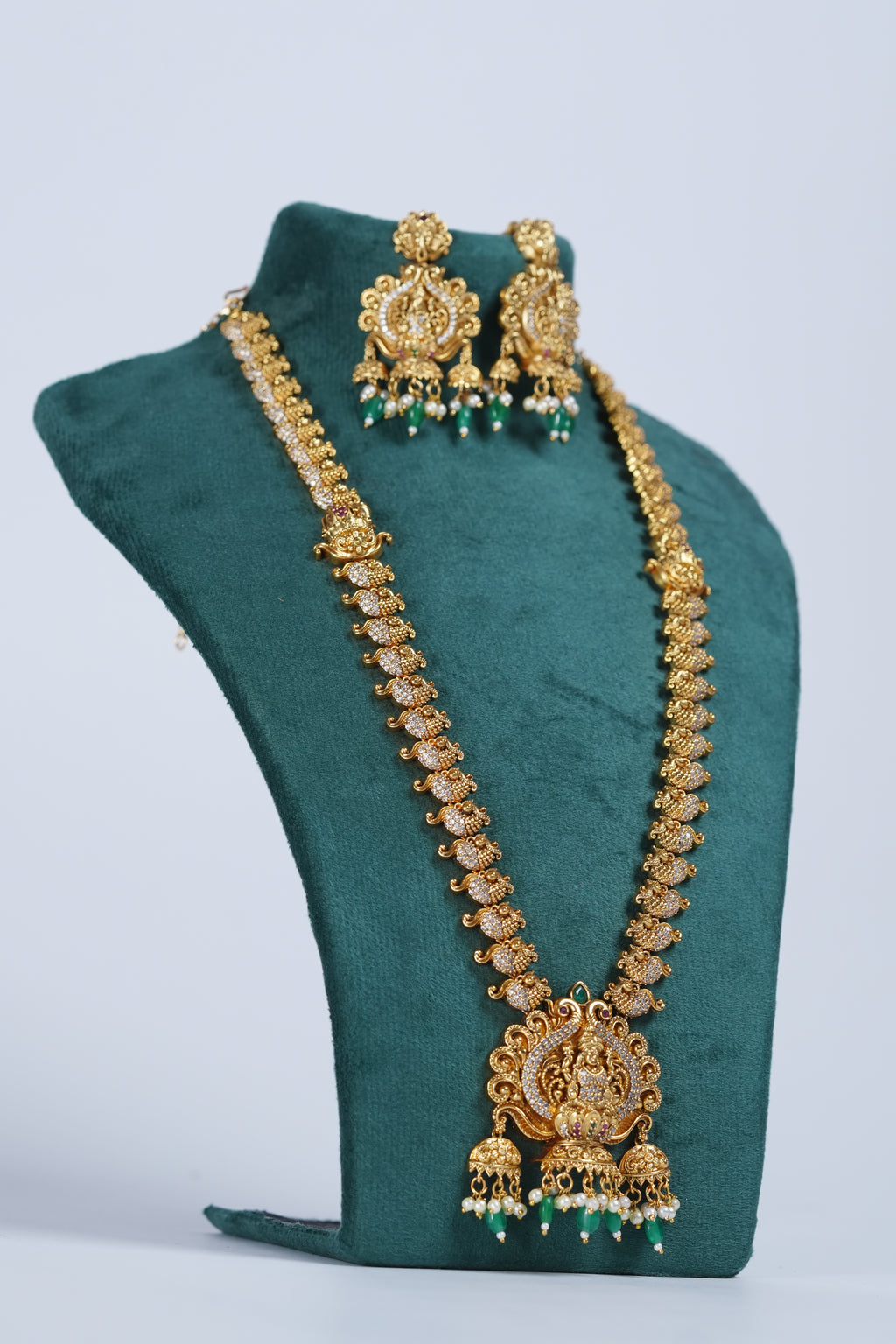 necklace with ear rings for women
