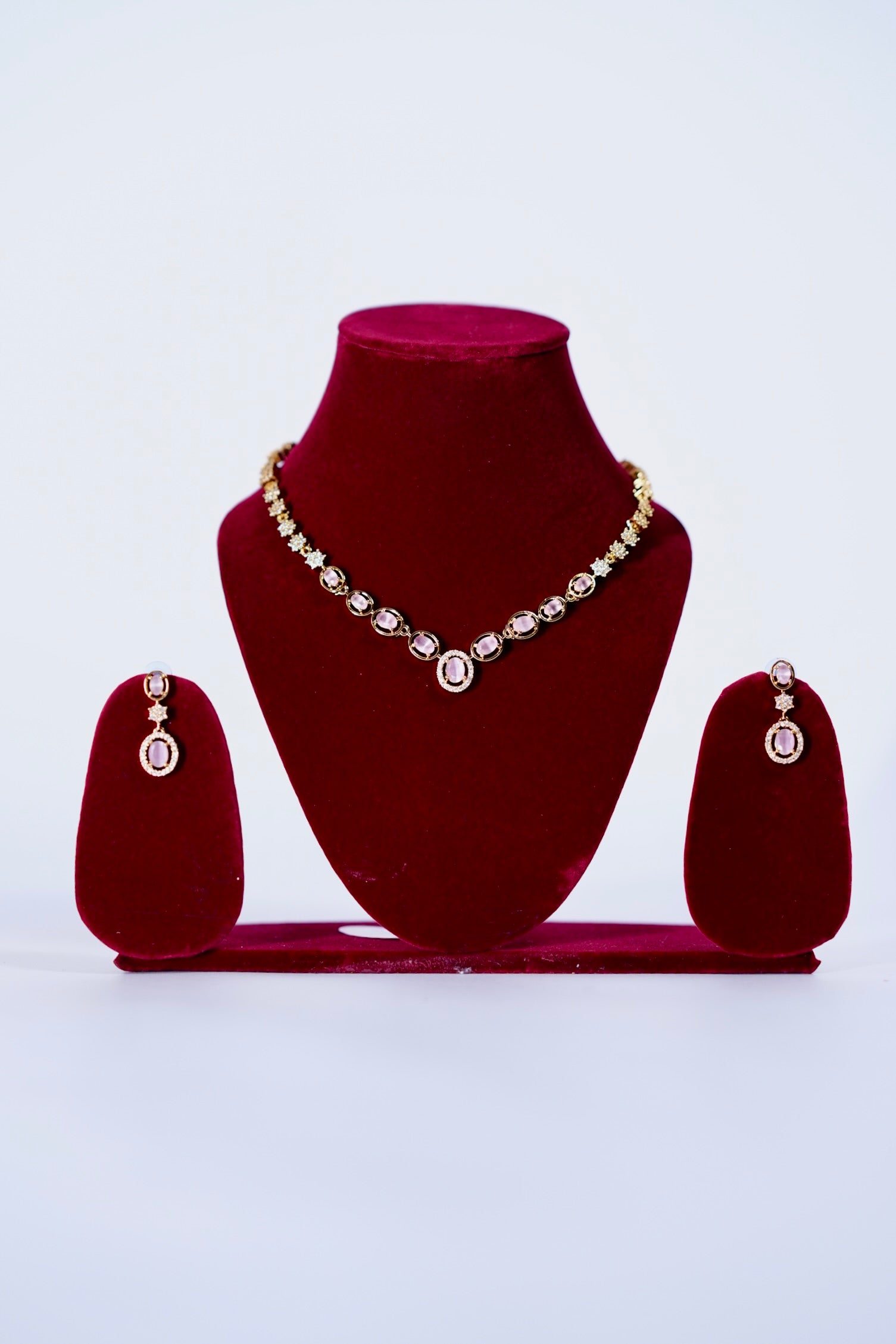 chain with ear rings for women